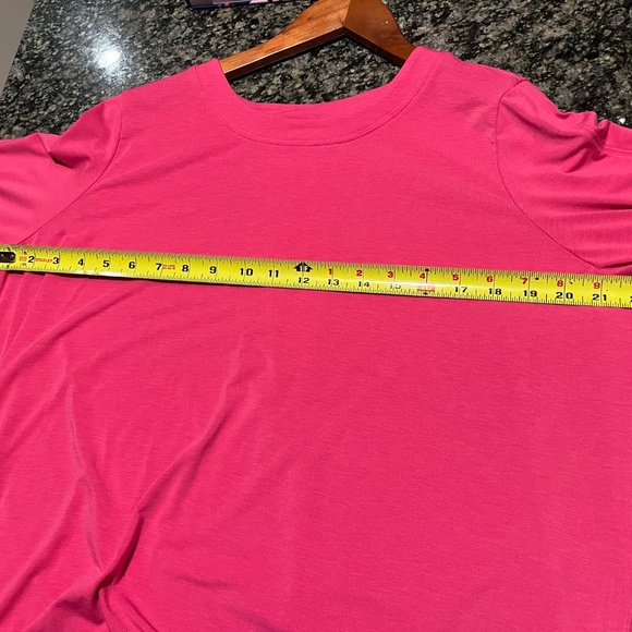 Athlete With Ease Hot Pink Top s/p - Picture 5 of 6
